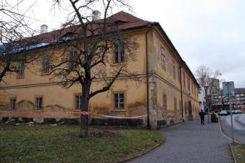 Jihovýchodní nároží ( © iV 20.1.2008)