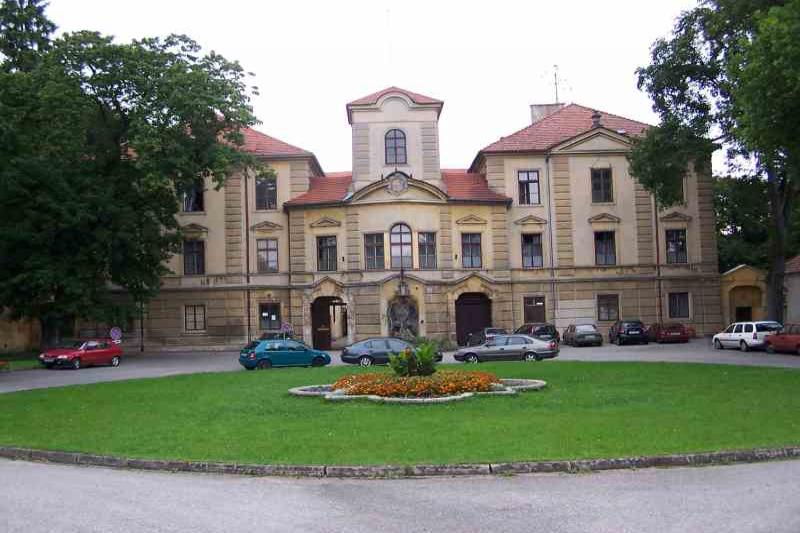 Lázně Bělohrad