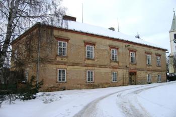 Náhled od jihovýchodu ( © Pavel Vítek 02/2006)
