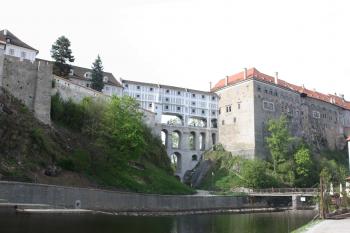 Zámek od bývalého měšťanského pivovaru ( © Ivan Grisa 05/2010)