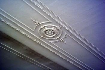 Detail štukové výzdoby stropů v patře zámku (© Miroslav BITTER 09/2005)
