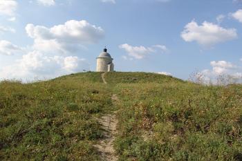 Pohled na jádro od jihu ( © Roman Řezáč 08/2005)