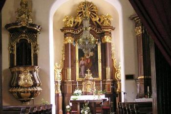 interiér kostela ( © Jan P. Štěpánek 07/2005)