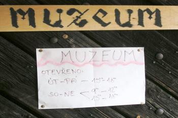 Muzeum je nově otevřeno... ( © Filip Matoušek 07/2006)