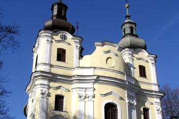 hlavní průčelí kostela Prozřetelnosti Boží od jihovýchodu ( © Jan P. Štěpánek 02/2008)