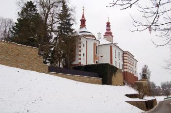 zámek od severu (© Rodochrozit, 01/2013)