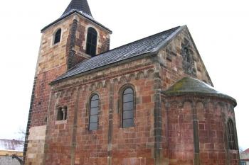 Kostel od východu ( © Pavel Vítek 03/2006)