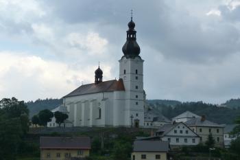 Kostel Archanděla Michaela (© František Kinař, 08/2014)