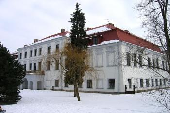 Pohled z parku ( © Pavel Vítek 02/2006)