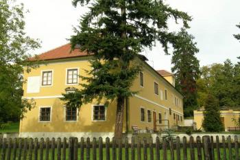 Jabkenice - muzeum Bedřicha Smetany (© Hana Kubikova 10/2005)