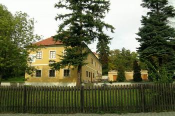 Jabkenice - muzeum Bedřicha Smetany (© Hana Kubikova 10/2005)