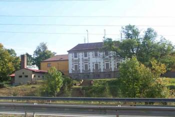 Pohled ze silnice Teplice-Bílina (© Vladimír Studecký 10/2005)