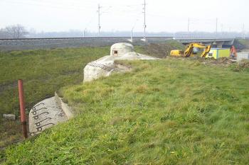 Horní plocha západní části srubu ( © Jan P. Štěpánek 10/2006)