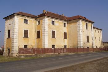 Zámek od jihovýchodu (© Lukáš Pechánek, 03/2012)