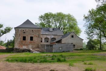 tvrz Lipka (© Vlastislav Mareček, 05/2016)