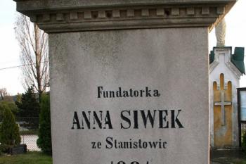 Detail nápisu na zadní části kříže (© Miroslav BITTER 10/2005)