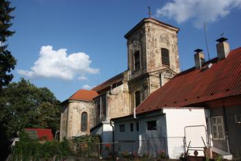 Kostel od severozápadu ( © Ivan Grisa 08/2009)