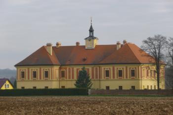 zámek Sloupno (© Vlastislav Mareček, 12/2015)