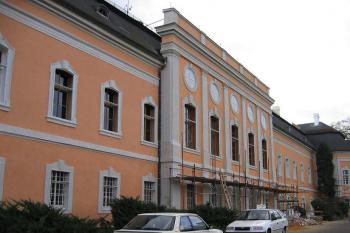 Severní průčelí (© Pavel Vítek 10/2005)