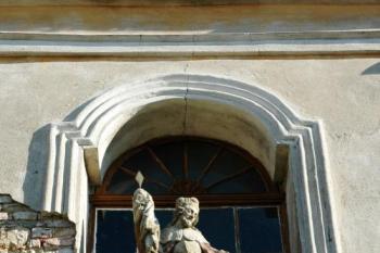 Socha sv. Václava v portálu (© Aleš Marek 10/2005)