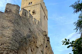 Helfenburk, Hrádek, u Úštěka (© Pavel Vítek  06/2000)