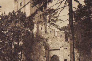 Hrádek u Úštěku- Helfenburk - dobový obrázek z počátku 20.století (soukr.sbírka IvoR) ( © anon.)