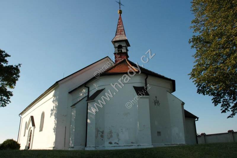 kostel sv. Jana Křtitele se zvonicí kostel sv. Jana Křtitele se zvonicí