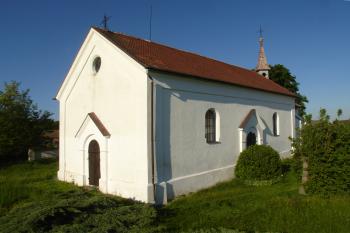 kostel od jihozápadu ( © Jiří Čížek 06/2010)