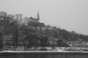 Pohled z pravého břehu Labe ( © Ivan Grisa 01/2010)