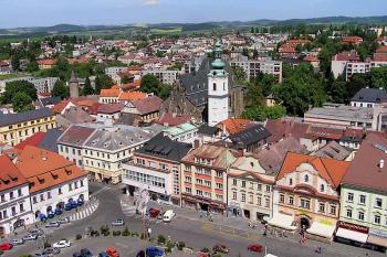 Pohled z věže ( © Luděk Pitter 05/2005)