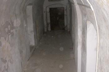 Chodba v přízemí (© Michal Kutzendorfer, 05/2009)
