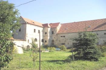Klášterní Skalice-klášter (© Vlastislav Mareček, 09/2005)