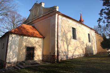 Kostel od jihozápadu ( © Ivan Grisa 12/2009)