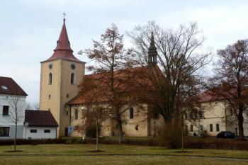 Kostel svatého Bartoloměje (Bakov nad Jizerou) ( © František Kinař 05/2017)
