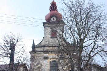 Kostel od západu ( © Ivan Grisa 01/2011)