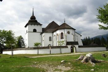 Celkový pohled na objekt kostela ( © Jan P. Štěpánek 9/2005)