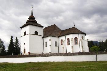 celkový pohled na kostel ( © Jan P. Štěpánek  9/2005)
