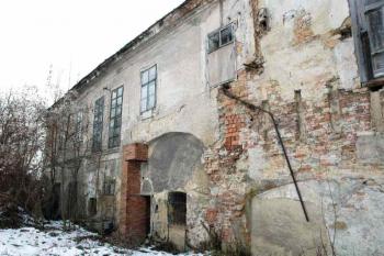 Pohled na zadní část zámku ( © Aleš Marek 01/2006)