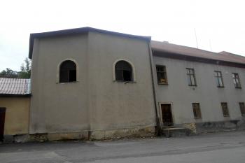 Kaple u barokní části zámku (© Vojtěch Barcal, 06/2015)