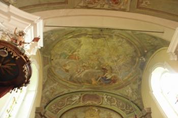 Freska na stropě v presbytáři (© jan škoda   , 05/2011)