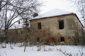 Pohled na zámek z bývalého parku ( © Pavel Vítek 01/2006)