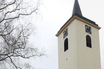 Kostel od severu (© Ivan Grisa 12/2009)