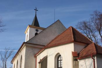 Kostel od východu ( © Ivan Grisa 12/2009)