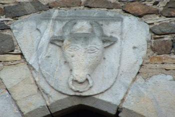 erb nad vstupní bránou (© Stanislav Brebera 09/2005)