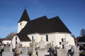 Kostel od jihovýchodu ( © Ivan Grisa 12/2009)