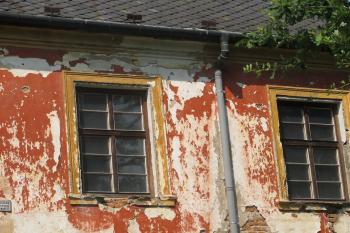 Detail oken (© Dušan Dohňanský 07/2019)