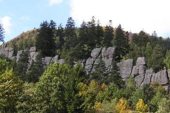 celkový pohled na panorama Čertových skal ( © Jan P. Štěpánek 10/2007)
