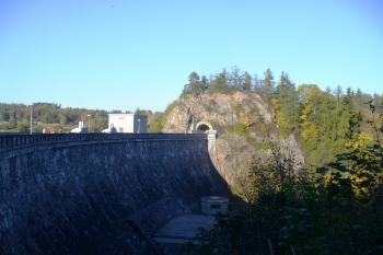 Hrad Vildštejn nad Sečskou přehradou (© Pavel Jarý, 10/2010)