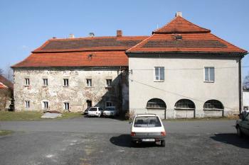 Západní pohled ( © Luděk Pitter 04/2006)