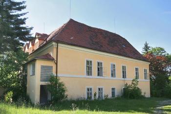 Východní křídlo ( © Luděk Pitter 05/2007)